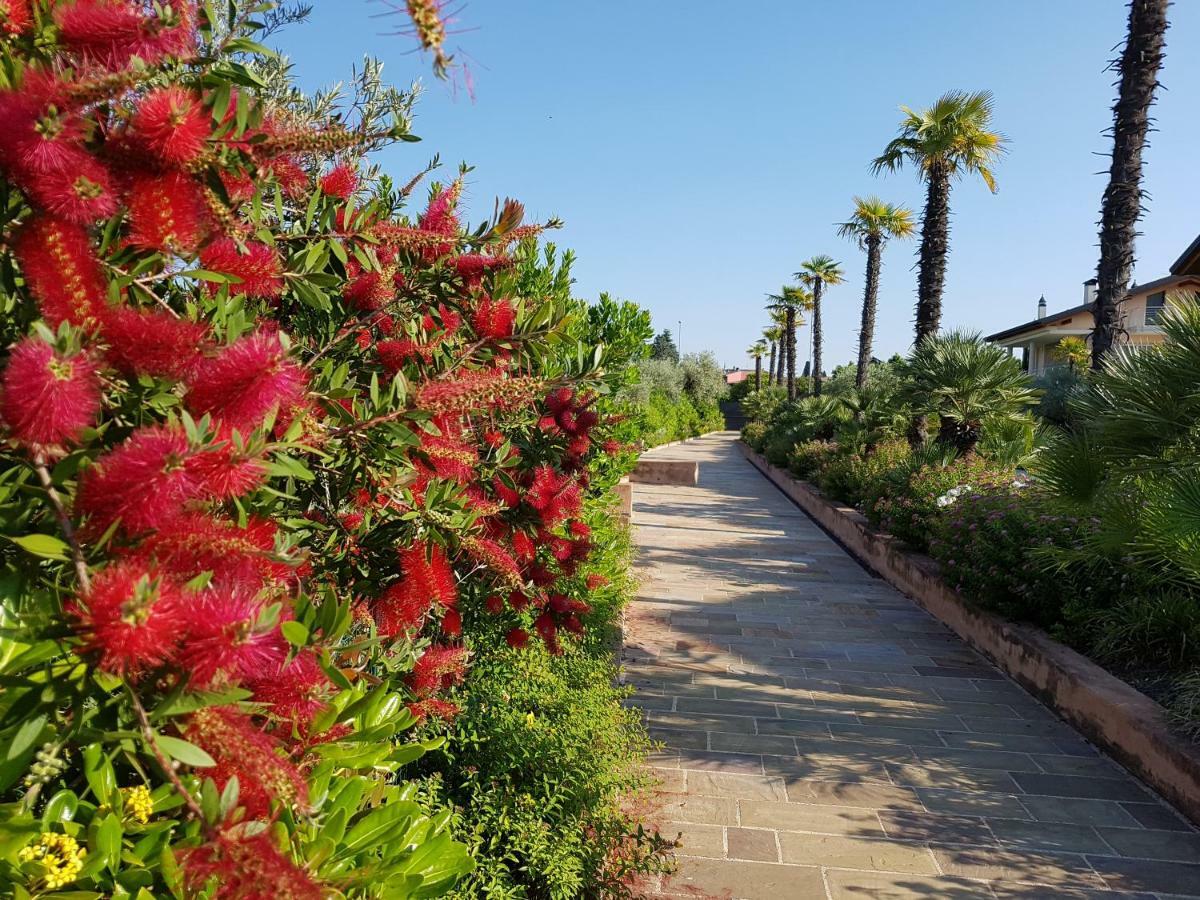 Sky Fort Garda View Sirmione Exterior foto