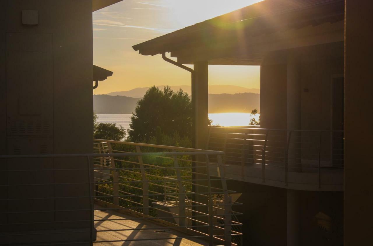 Sky Fort Garda View Sirmione Exterior foto